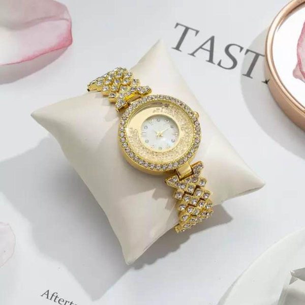 Fashion Watch Popular Fashion Diamond Women’s Watch Quartz Leisure Watches For Women Luxury Watch (without Box